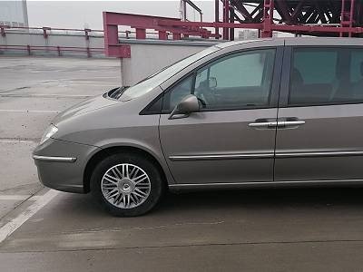 renault-laguna-5-ajtos_m (4)