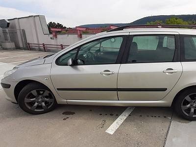 renault-laguna-5-ajtos_m (3)